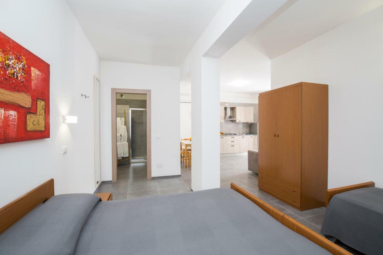 Svevo Sea House Aparthotel Vieste Buitenkant foto