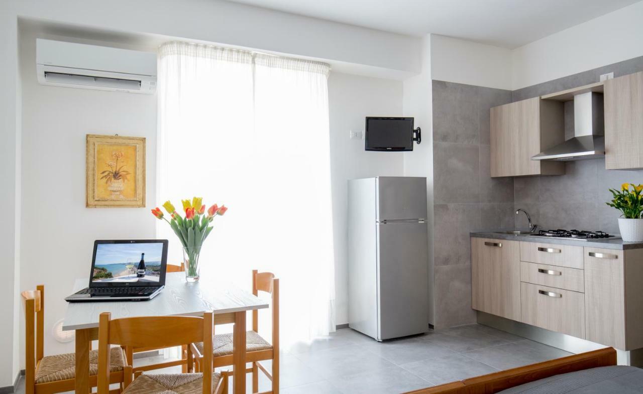 Svevo Sea House Aparthotel Vieste Buitenkant foto