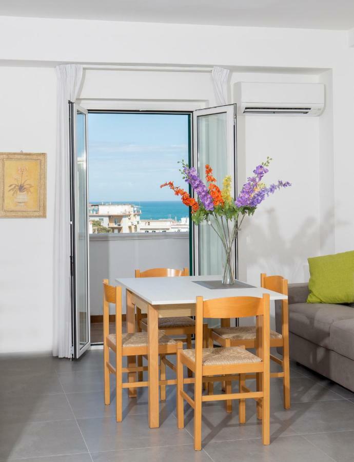 Svevo Sea House Aparthotel Vieste Buitenkant foto