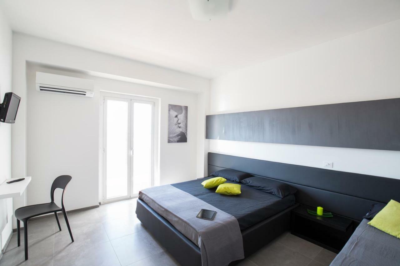 Svevo Sea House Aparthotel Vieste Buitenkant foto