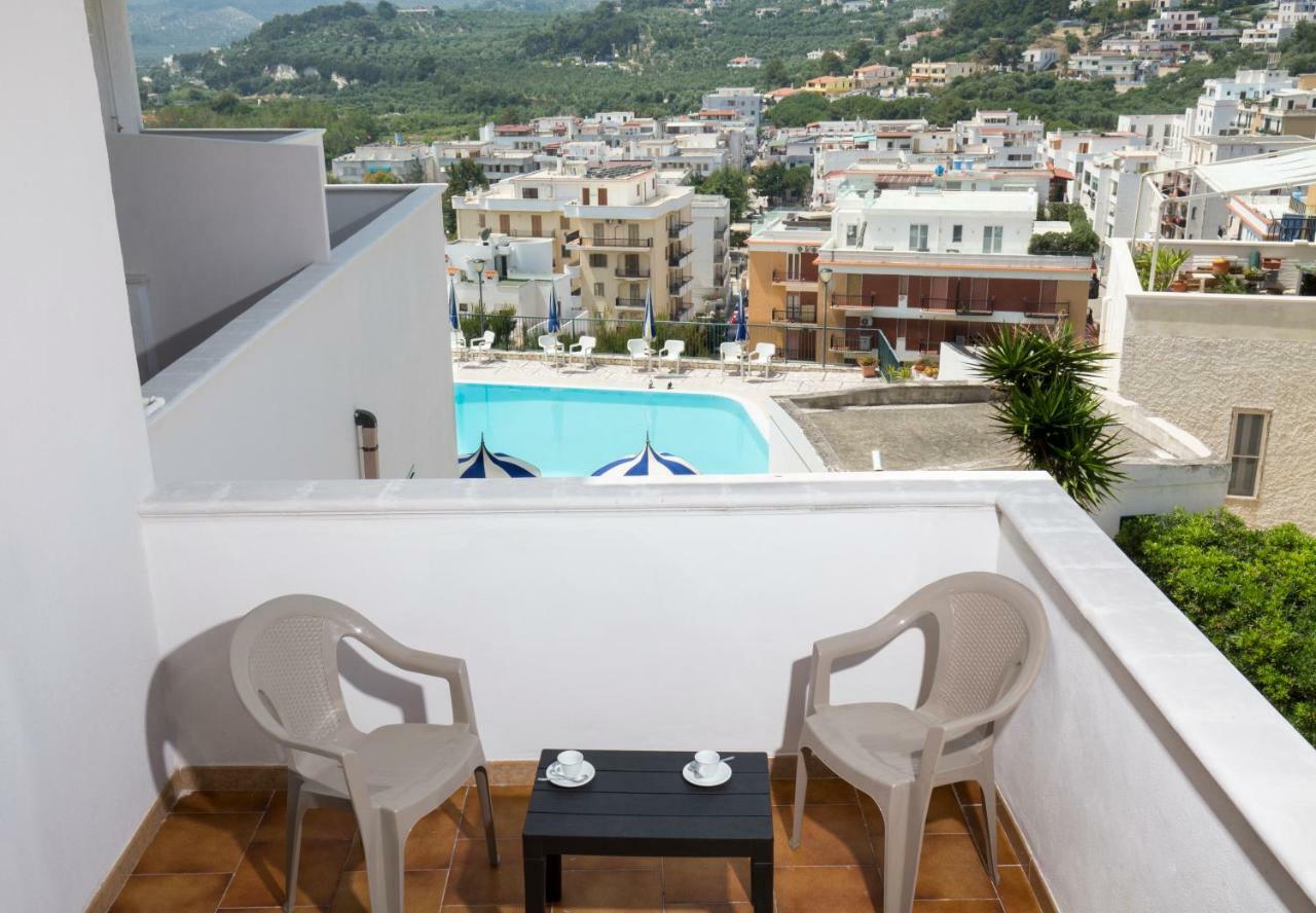 Svevo Sea House Aparthotel Vieste Buitenkant foto
